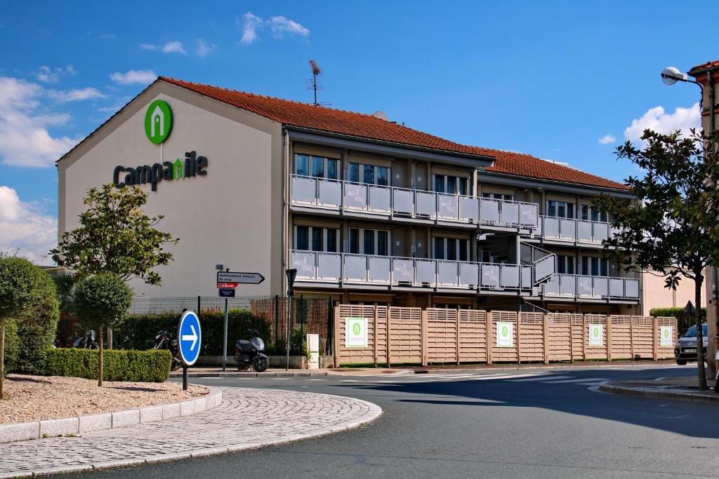 Hôtel Campanile Albi Centre 4, avenue Marechal de Lattre de Tassigny 81000 Albi