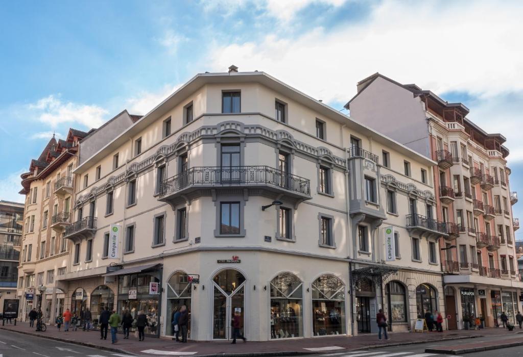 Hôtel Campanile Annecy Centre - Gare 37 rue Vaugelas 74000 Annecy