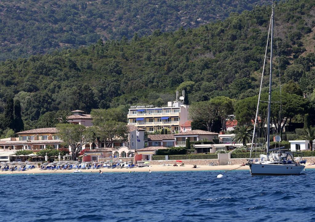 Cap Nègre Hôtel 45 Avenue Du Cap Nègre - Cavaliere, 83980 Le Lavandou