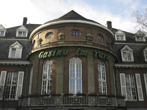 Hôtel Hotel Casino im Park Friedrich-Heinrich-Allee 54 Kamp-Lintfort