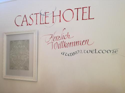 Castle Hotel