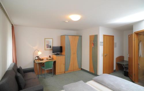 Central-Classic Hotel