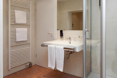 Centro Hotel Mondial