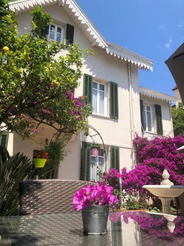 Hotel Chalet De L'isere Cannes france