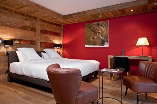 Chalet-Hôtel La Marmotte, La Tapiaz & SPA, The Originals Relais (Hotel-Chalet de Tradition)