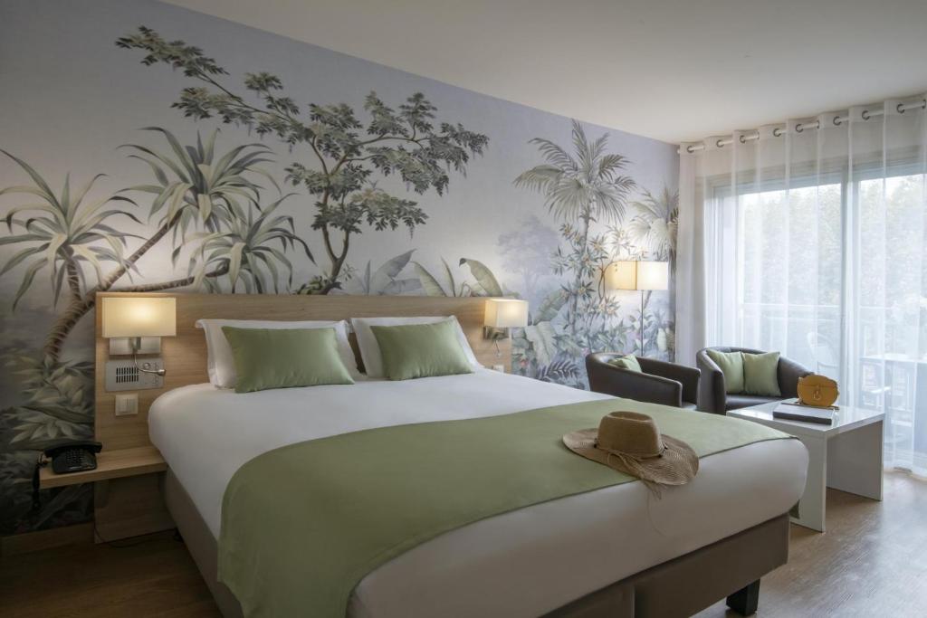 Hôtel Hotel Chambord 6 Avenue Boyer, 06500 Menton