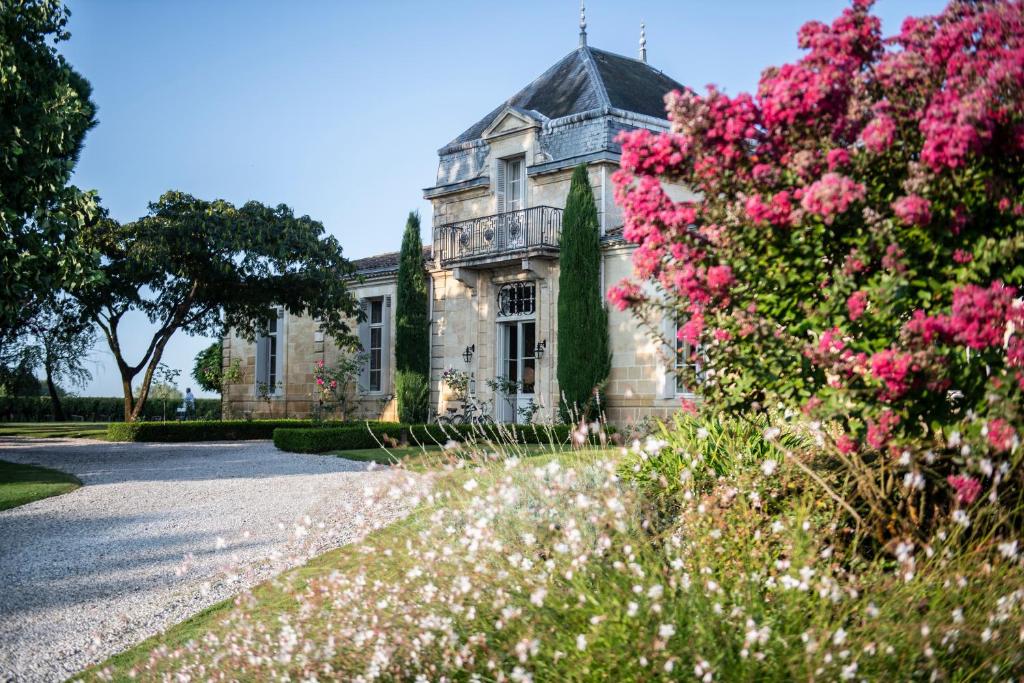 Hôtel Château Cordeillan-Bages Route des Châteaux 33250 Pauillac