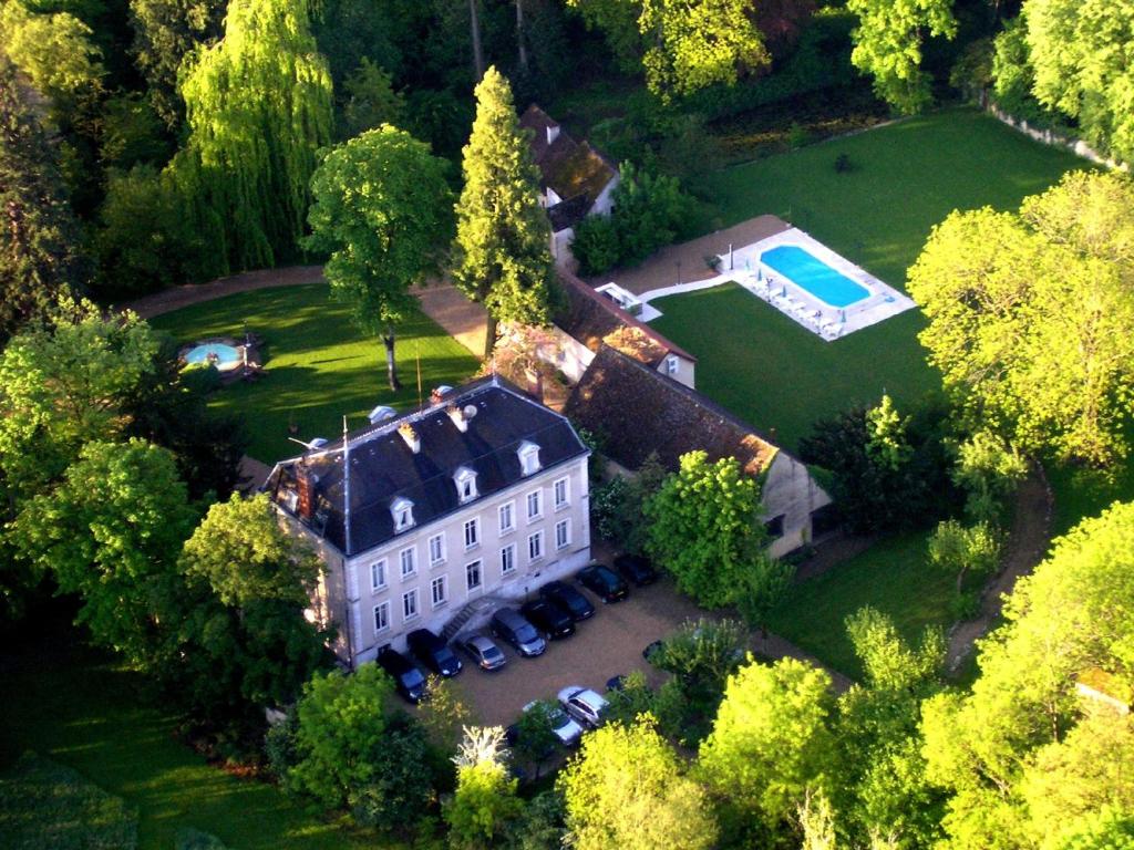 Hôtel Château de Challanges Rue des Templiers 21200 Beaune