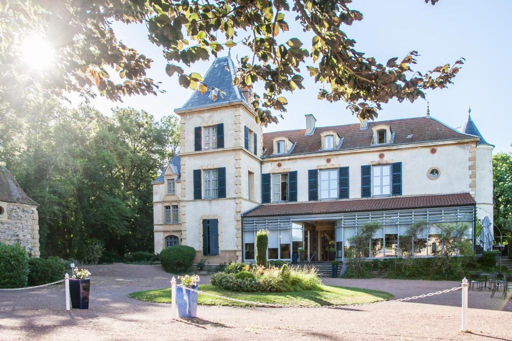 Château de Champlong Table Hôtel **** Golf & Spa 100 Chemin De La Chapelle, 42300 Villerest