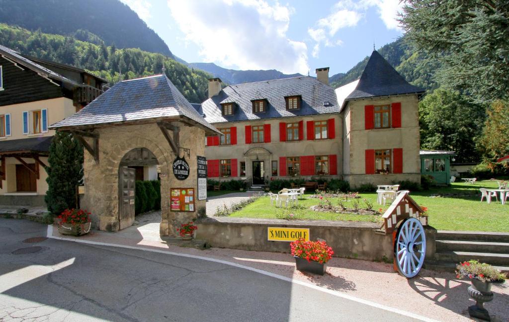 Hôtel Chateau De La Muzelle 946 Route du Bourg Bourg D'Arud 38520 Vénosc