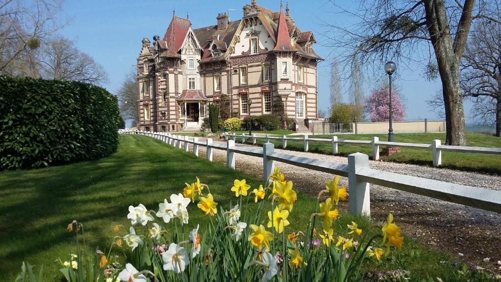 Château de la Râpée Château de la Râpée, 27140 Bazincourt-sur-Epte