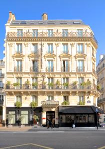 Hôtel Chateaudun Opéra 30 Rue de Châteaudun 75009 Paris Île-de-France