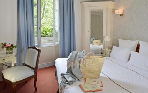 Chateaux Demeures Le Plantagenet