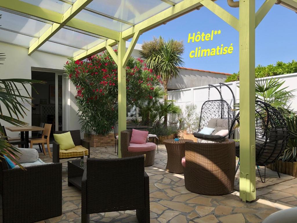 Hôtel Cit'Hotel Atlantis 32 avenue de la grande Conche 17200 Royan