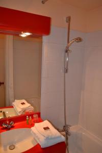 Cit'Hotel Le Chalet Lyrique