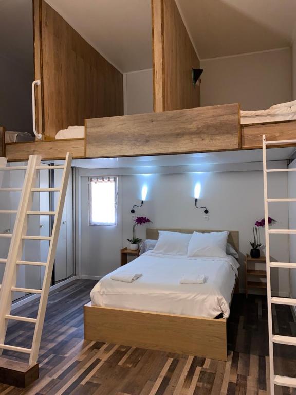 Cit'Hotel Le Montreal