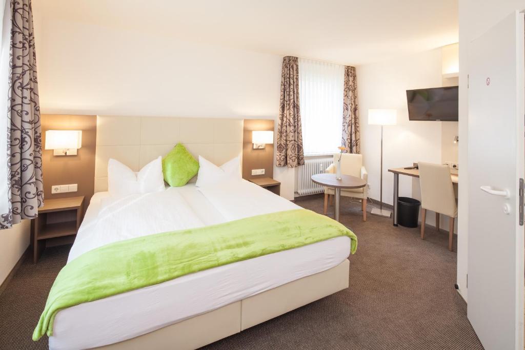 City Hotel Freiburg Weberstraße 3, 79098 Fribourg-en-Brisgau