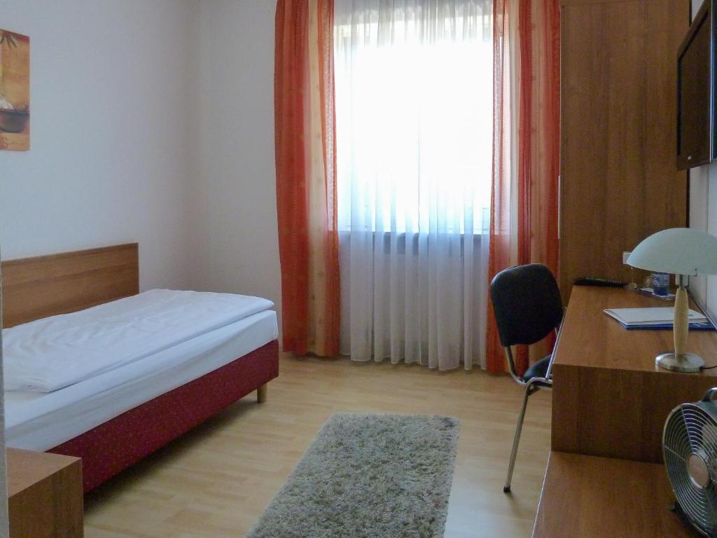 City Hotel Berliner Strasse 35, 84478 Waldkraiburg