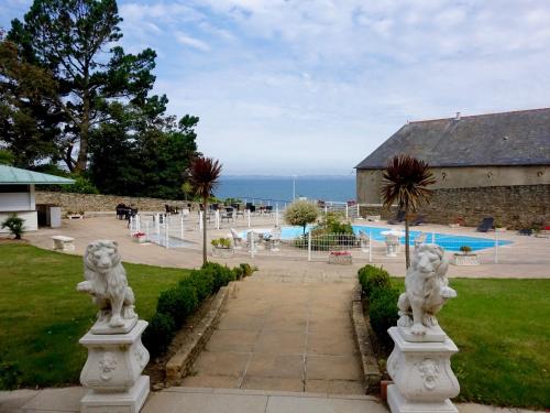 Clos de Vallombreuse, The Originals Relais (Relais du Silence)