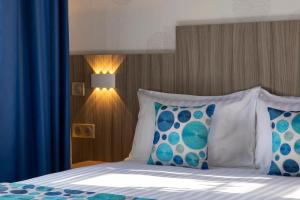 Cocoon inn