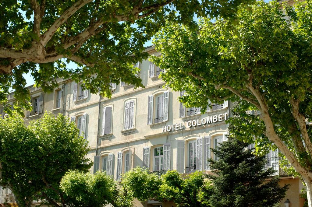 Hôtel Hôtel Colombet 53 Place de la Libération, 26110 Nyons