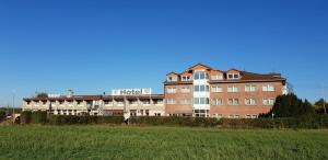 Confour Hotel