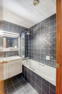 Contact Hôtel Limoges - HOTEL DES DEUX MOULINS - Ex HOTEL BONI