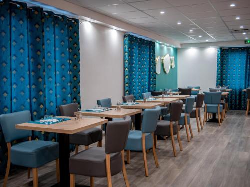 Contact Hotel Restaurant Bleu France - Eragny Cergy