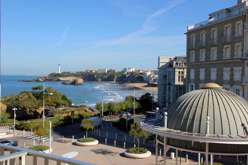 Hôtel Hotel De L'Océan 9 Place Sainte-Eugénie, 64200 Biarritz