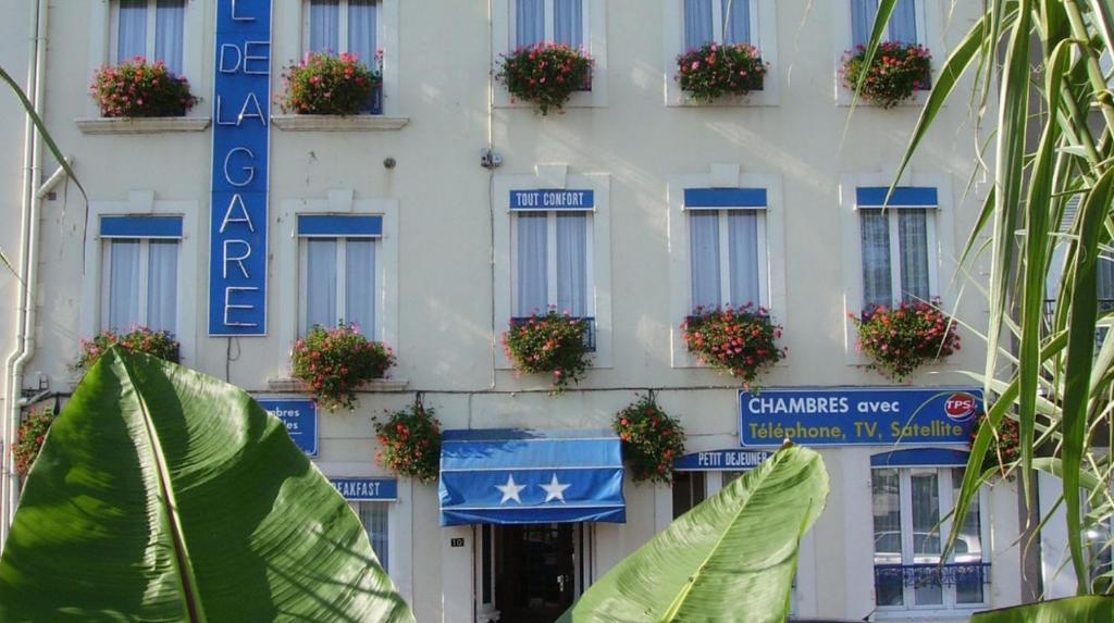 Hôtel Hôtel de la Gare 10 place Jean Jaurès, 50100 Cherbourg-en-Cotentin