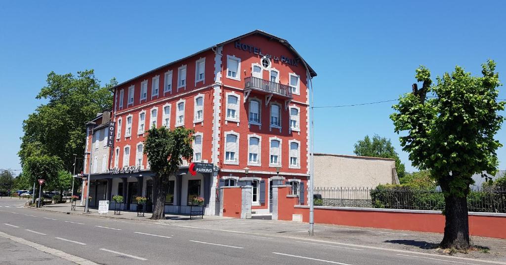 Hôtel Hotel de La Paix 24 Avenue Sadi Carnot, 64400 Oloron-Sainte-Marie