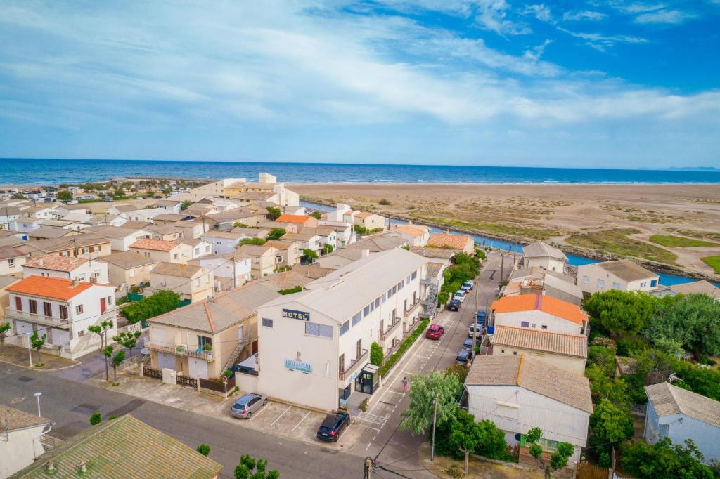 Hôtel Hotel de la Plage 13 Rue du Bernard l'Hermite, 11430 Gruissan