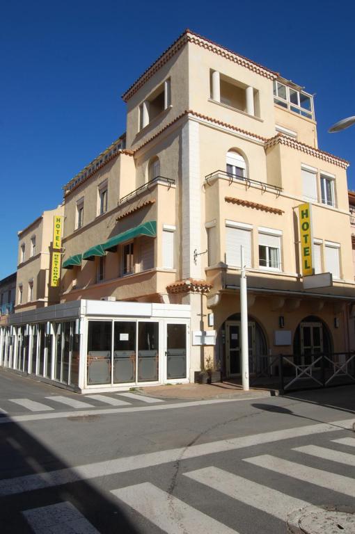 Hôtel Hotel De La Plage 3 Bd St Saens, 34350 Valras-Plage