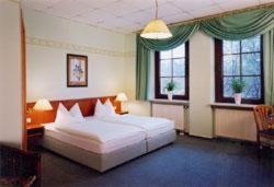 Deckert's Hotel & Restaurant