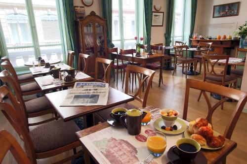 Hôtel Hotel des Celestins 4 Rue des Archers Lyon