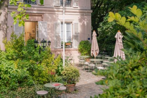 Hotel des Grandes Ecoles Paris france