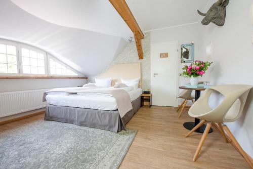 Design Apartments - \