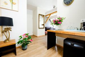 Design Apartments - \