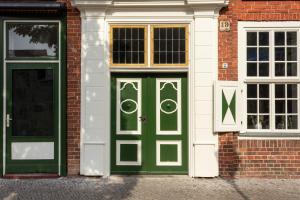 Design Apartments - \