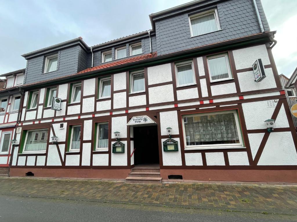Hôtel Deutsche Eiche Hotel & Restaurant Obere Straße 14 37586 Dassel