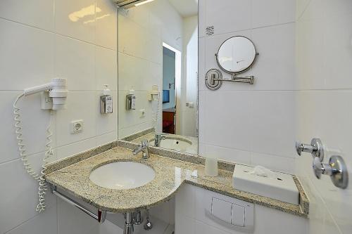 Hôtel Hotel Diamant Schulstr. 2-4 Wedel