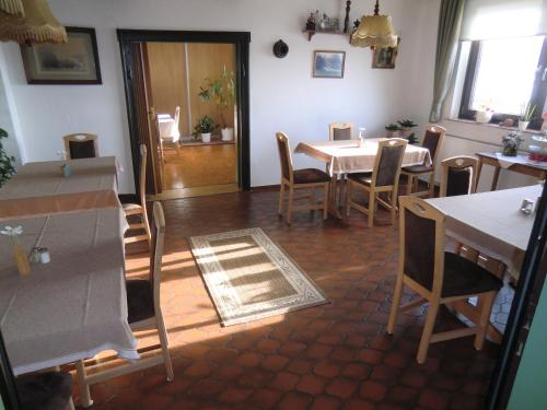 Hôtel Hotel Die Clus Am Roten Stein 3 Volksen