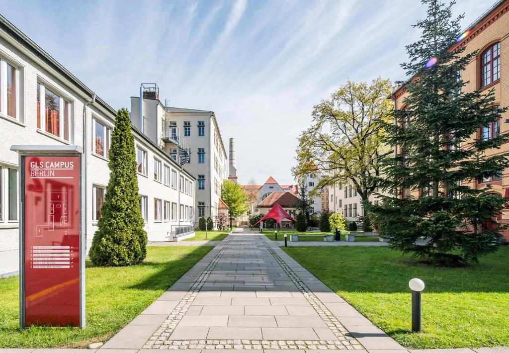 Hôtel Hotel Die Schule Kastanienallee 82, 10435 Berlin