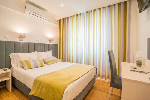 Dinya Lisbon Hotel & Lounge Bar