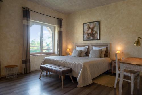 Domaine de la Courbe, The Originals Relais (Relais du Silence)