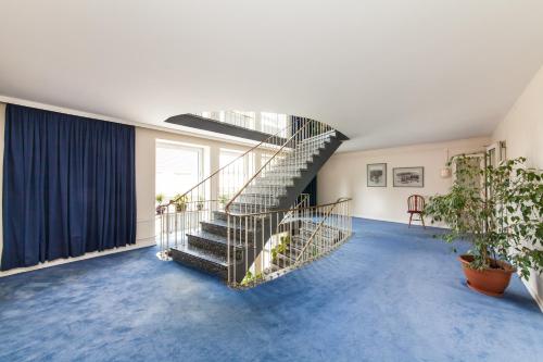 Hôtel Hotel Drei Kronen Elmshorn Gärtnerstr. 92 Elmshorn