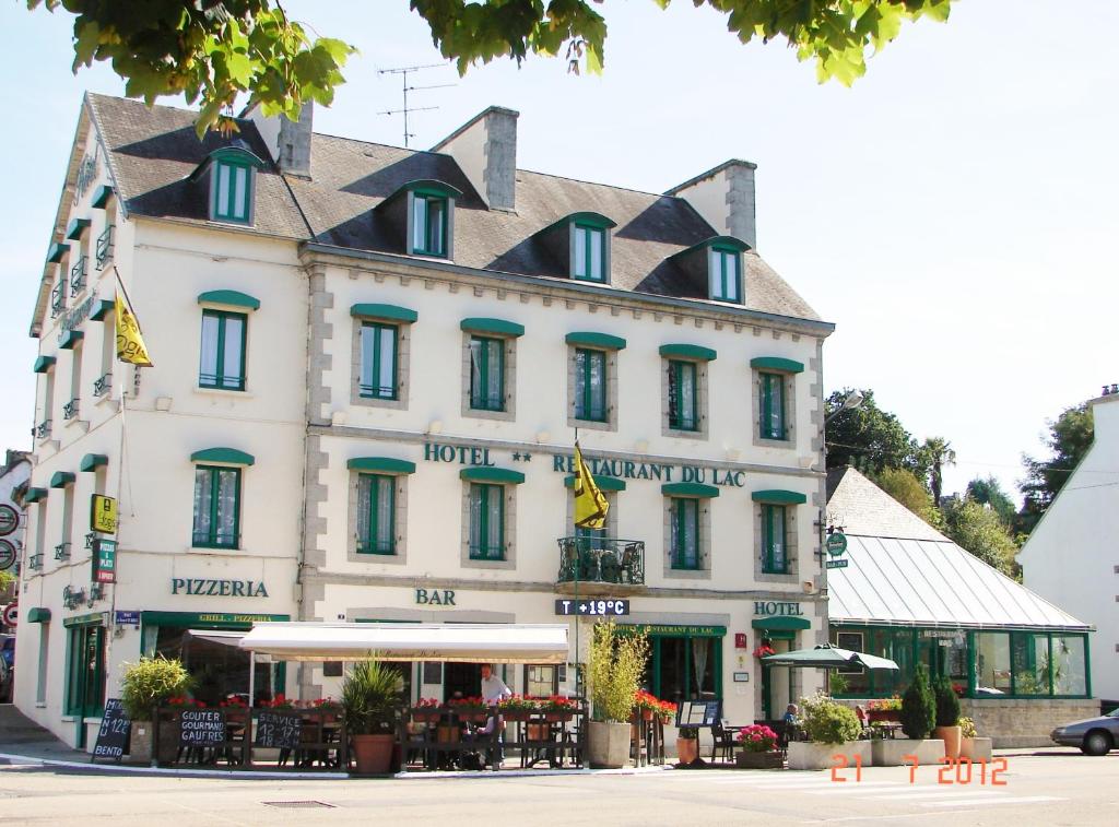 Hôtel Hôtel du Lac 9 rue Général de Gaulle, 29690 Huelgoat