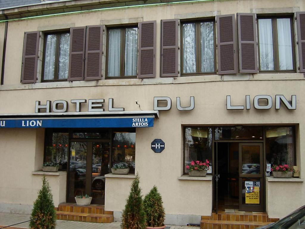 Hôtel Hôtel du Lion 4 Place de la République, 70000 Vesoul