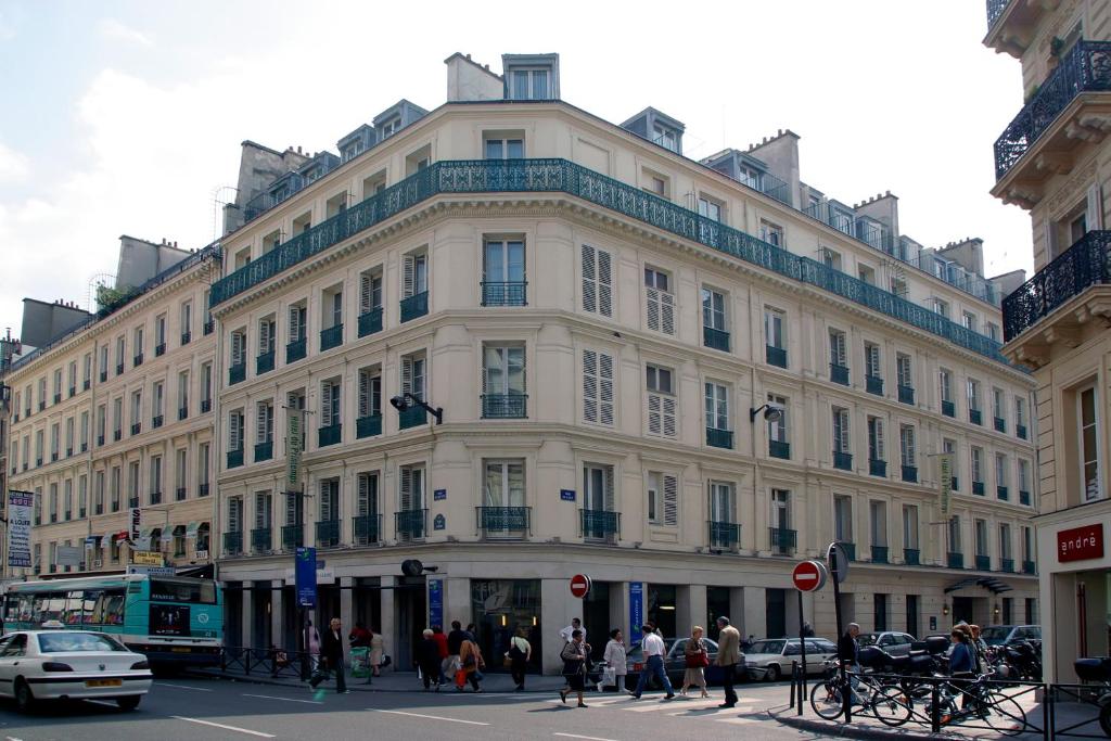 Hôtel HOTEL DU PRINTEMPS 1 RUE DE L'ISLY, 75008 Paris