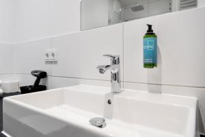 ECOME Hotel